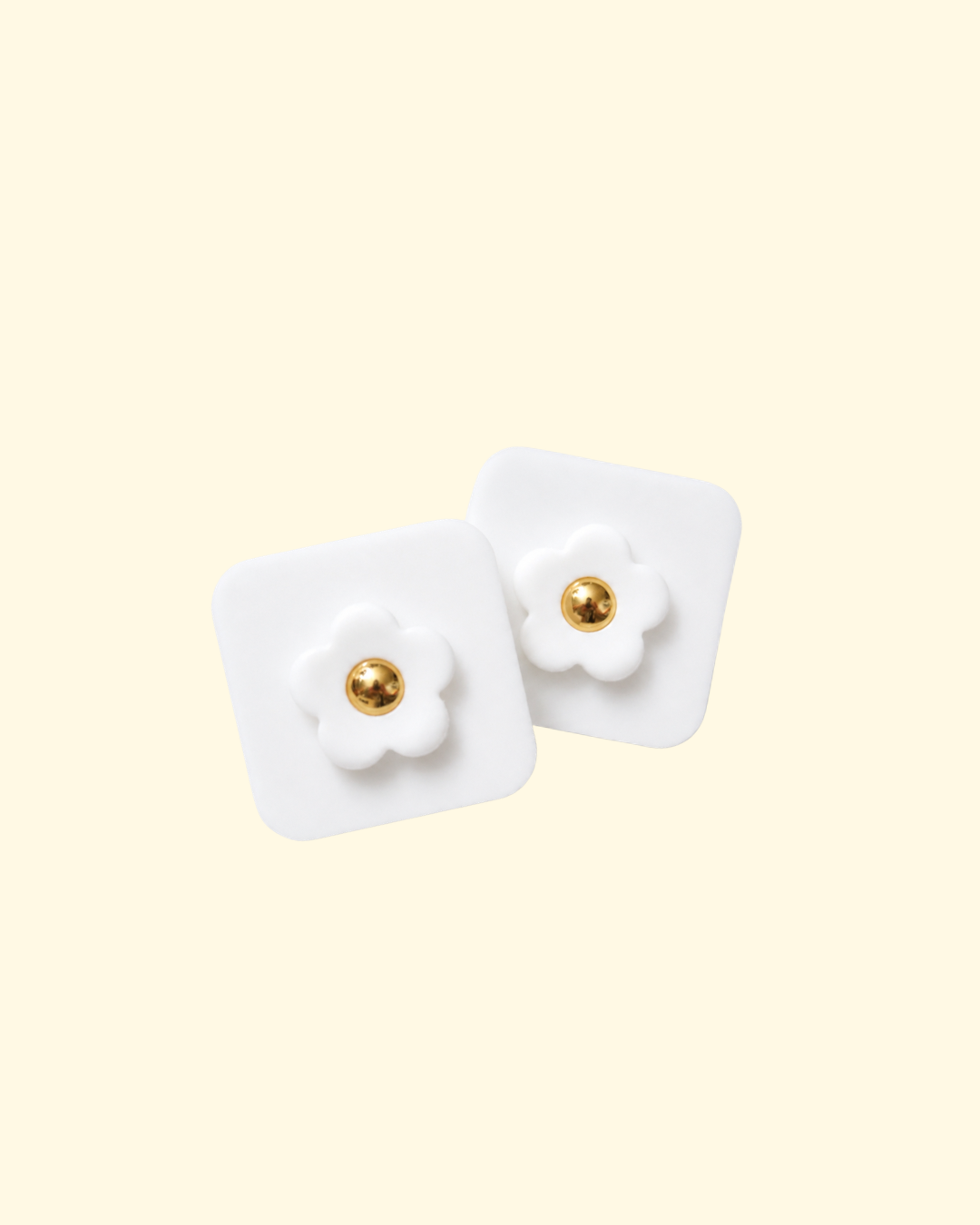 SQUARE FLOWER EARRING / PIERCE