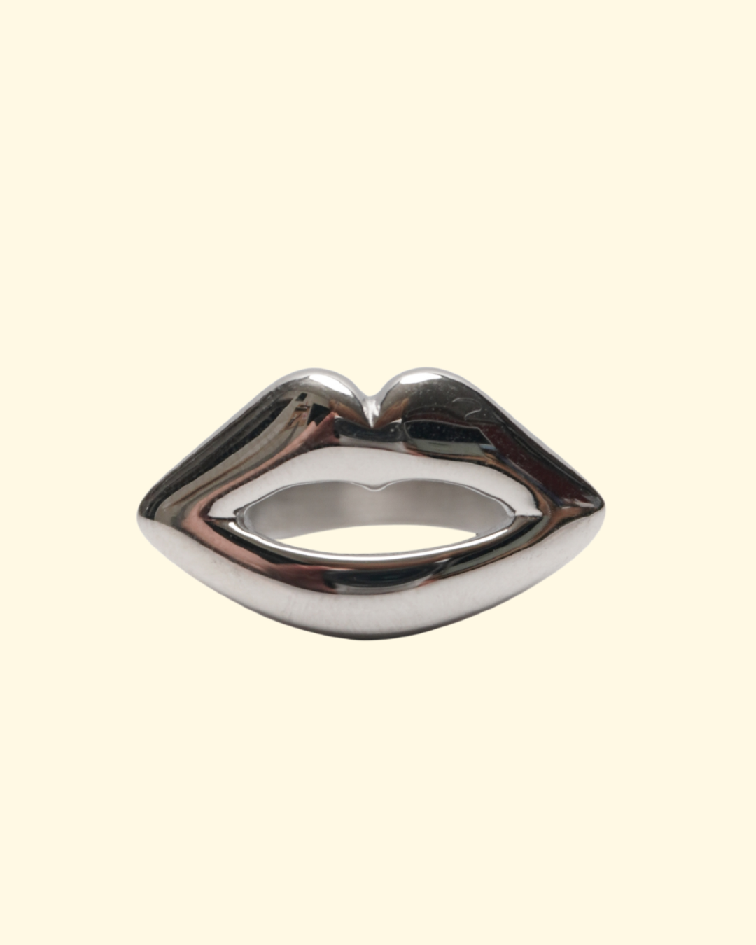 LIPS RING