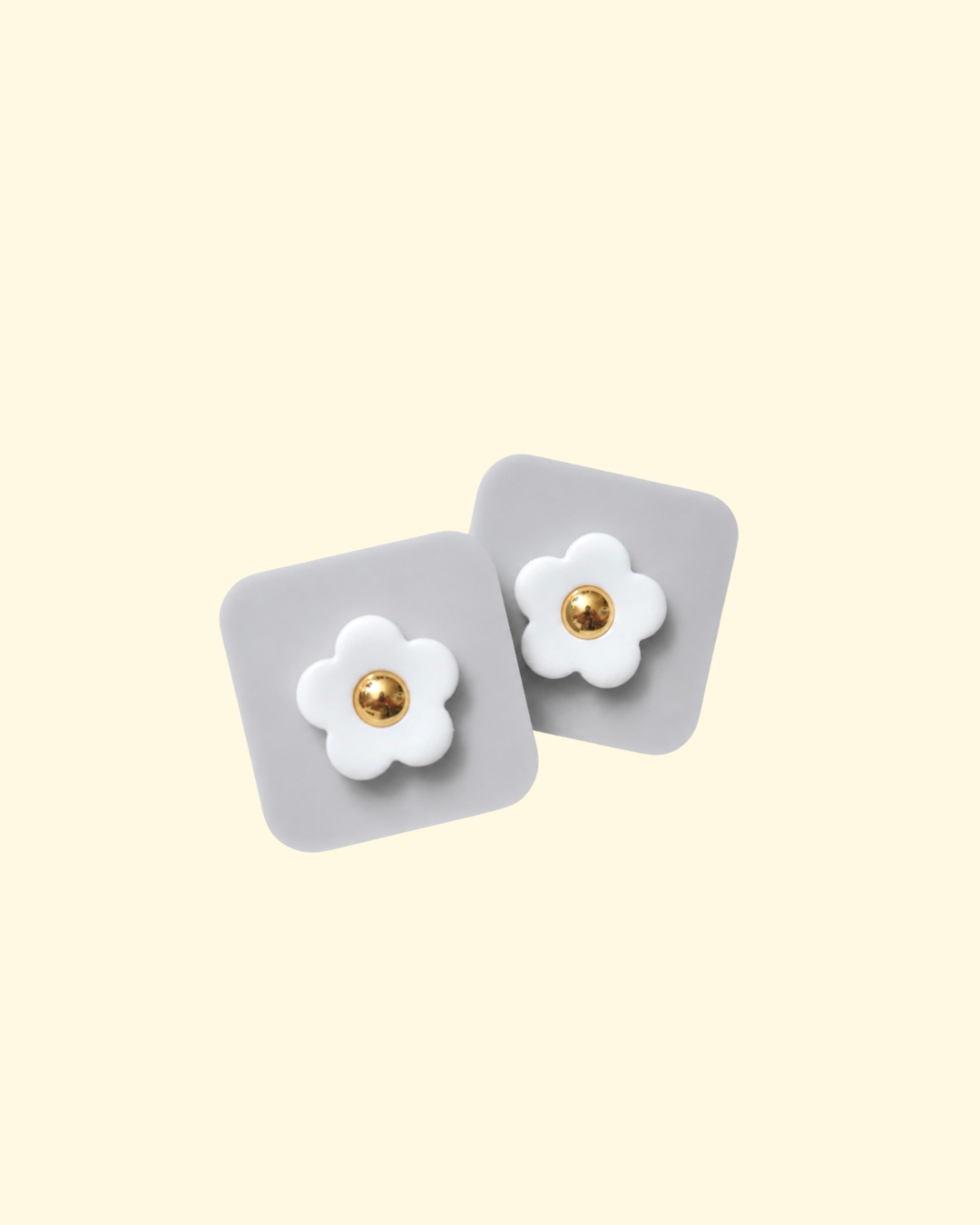 SQUARE FLOWER EARRING / PIERCE