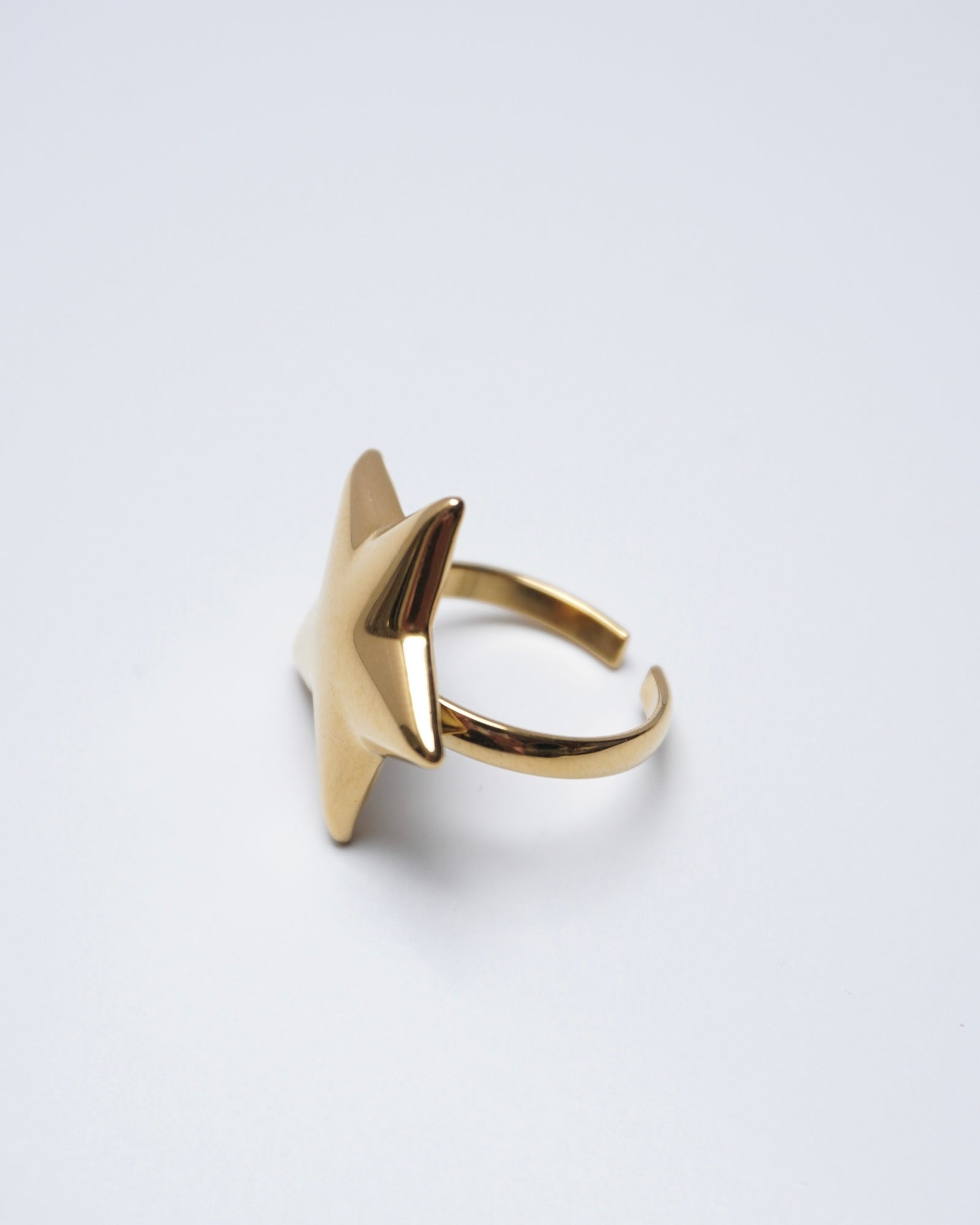 STAR RING