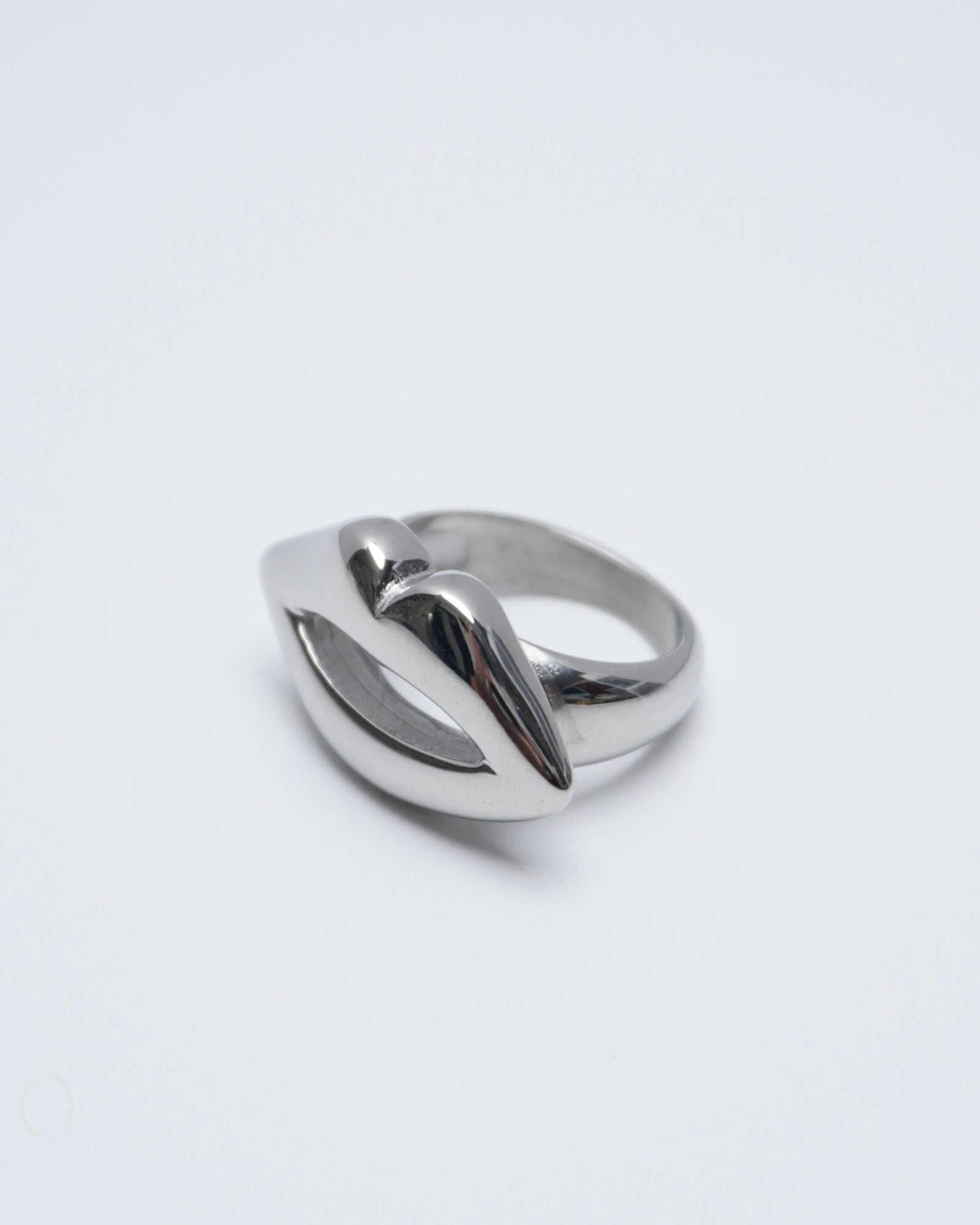 LIPS RING