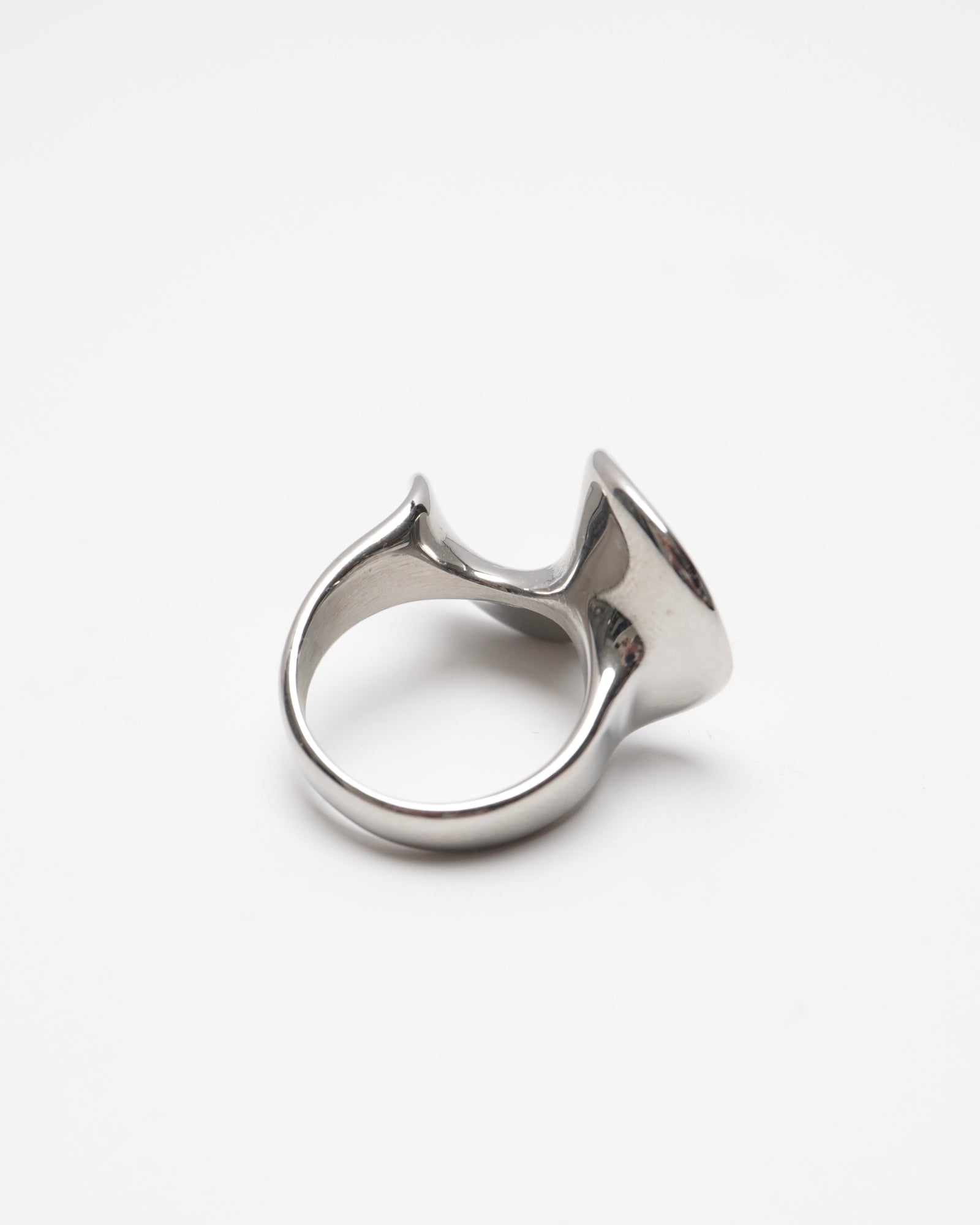 PETAL WAVE RING
