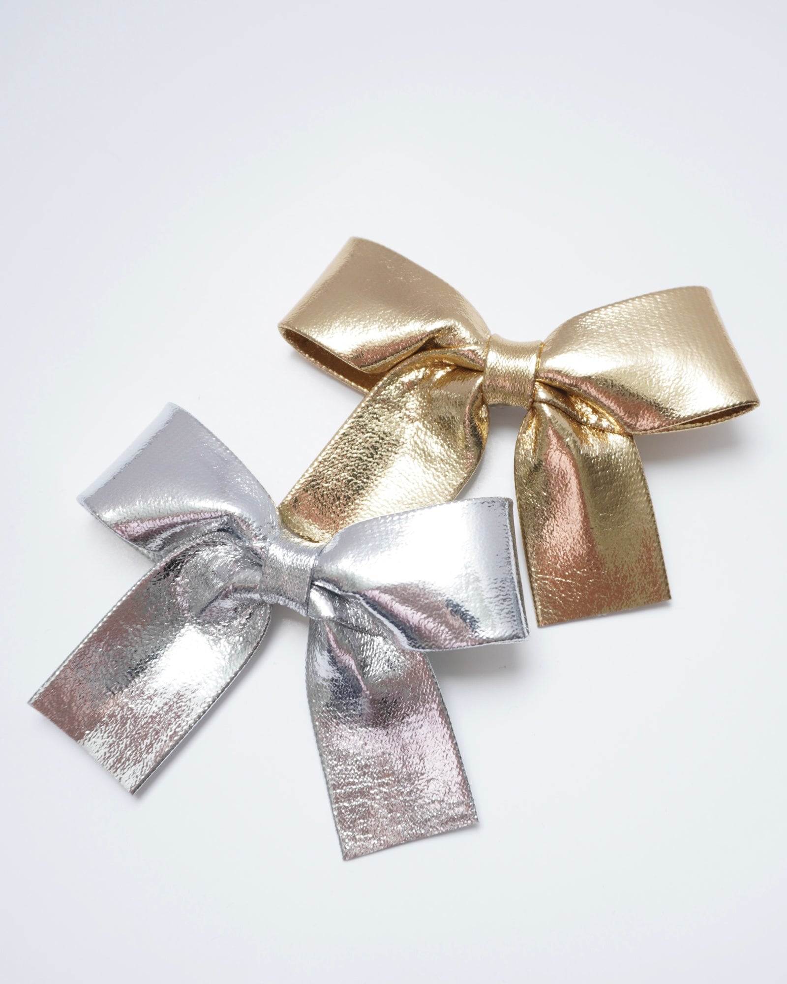 METALLIC RIBBON CLIP