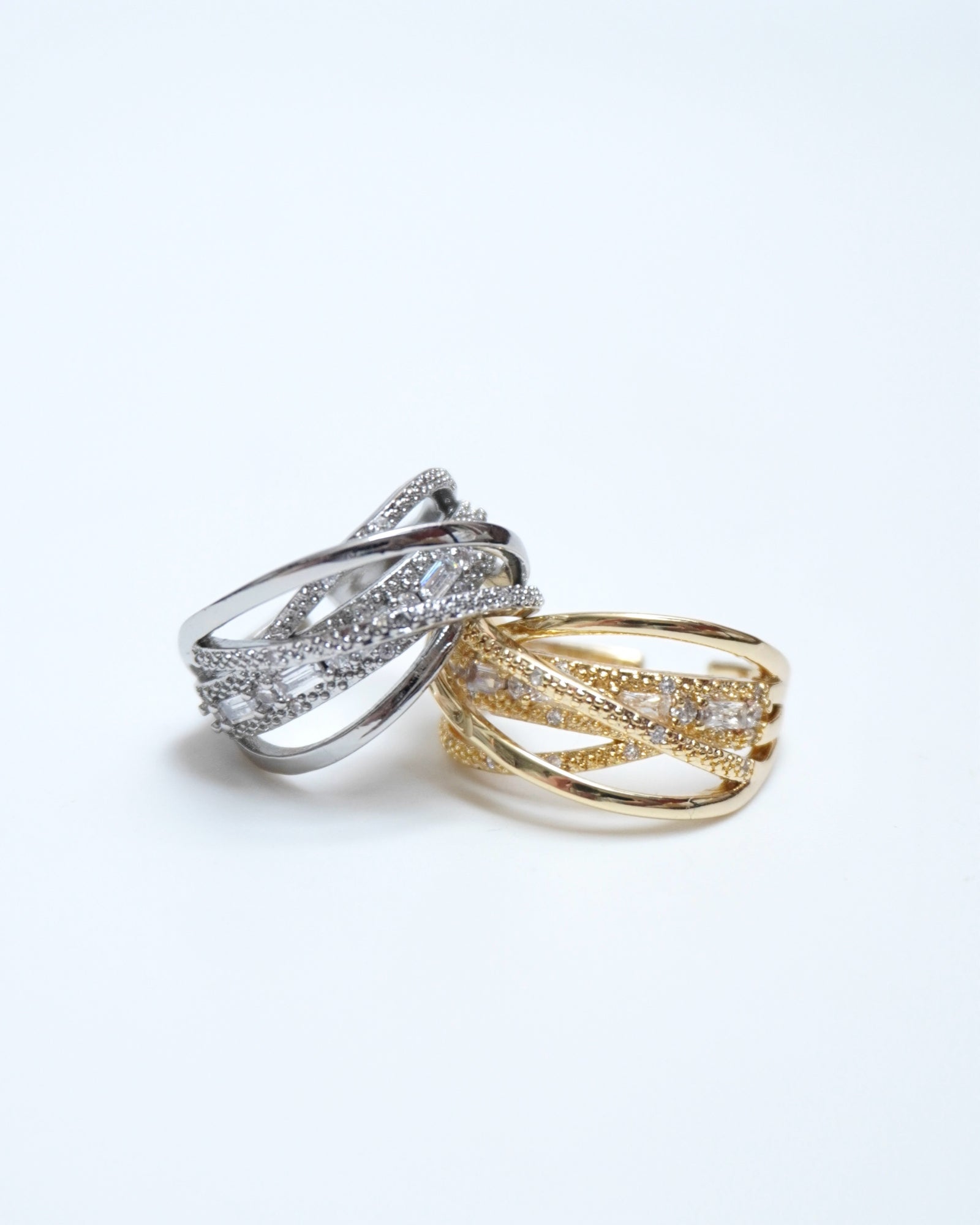 ORBIT RING