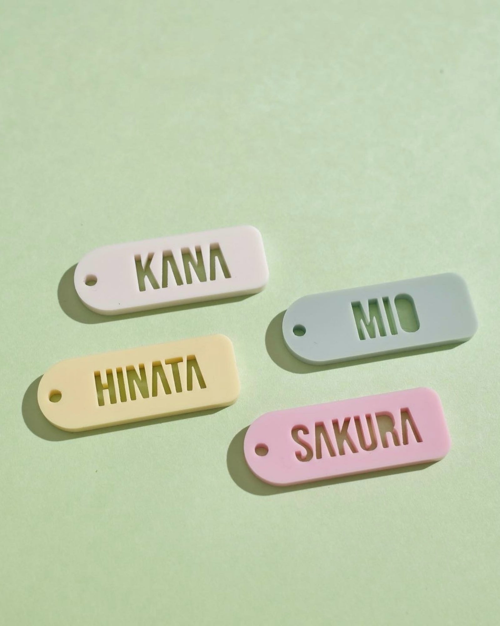 ACRYL TAG