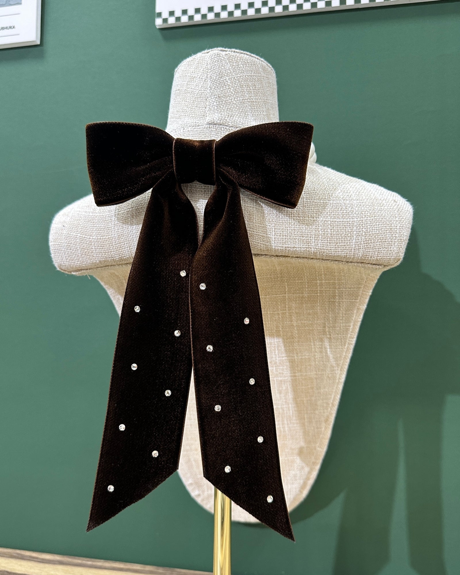 VELVET RIBBON TIE NECLACE