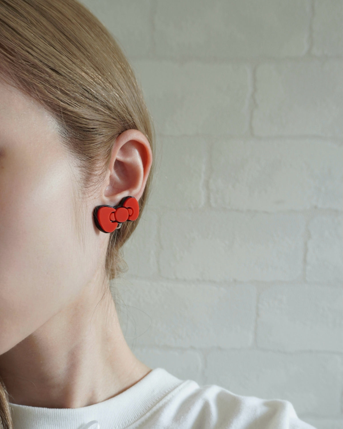 HELLO KITTY RIBBON EARRING / PIERCE