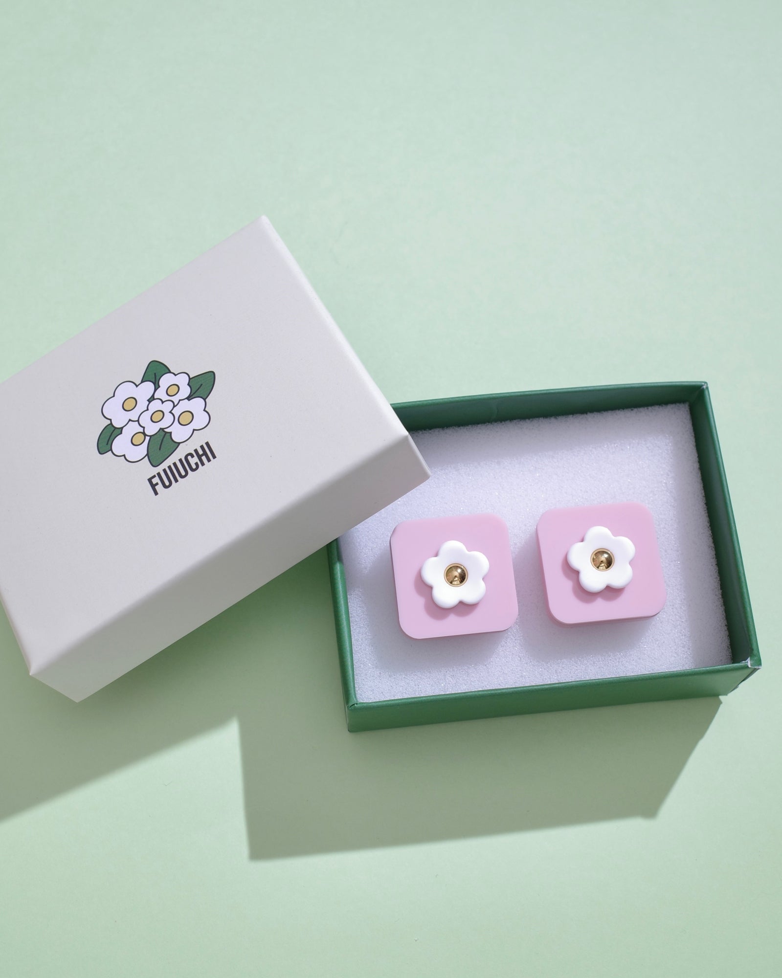 GIFT BOX
