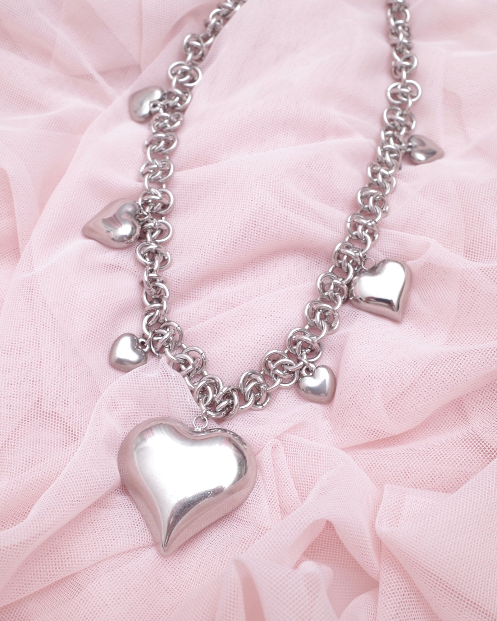 HEART CHAIN NECKLACE