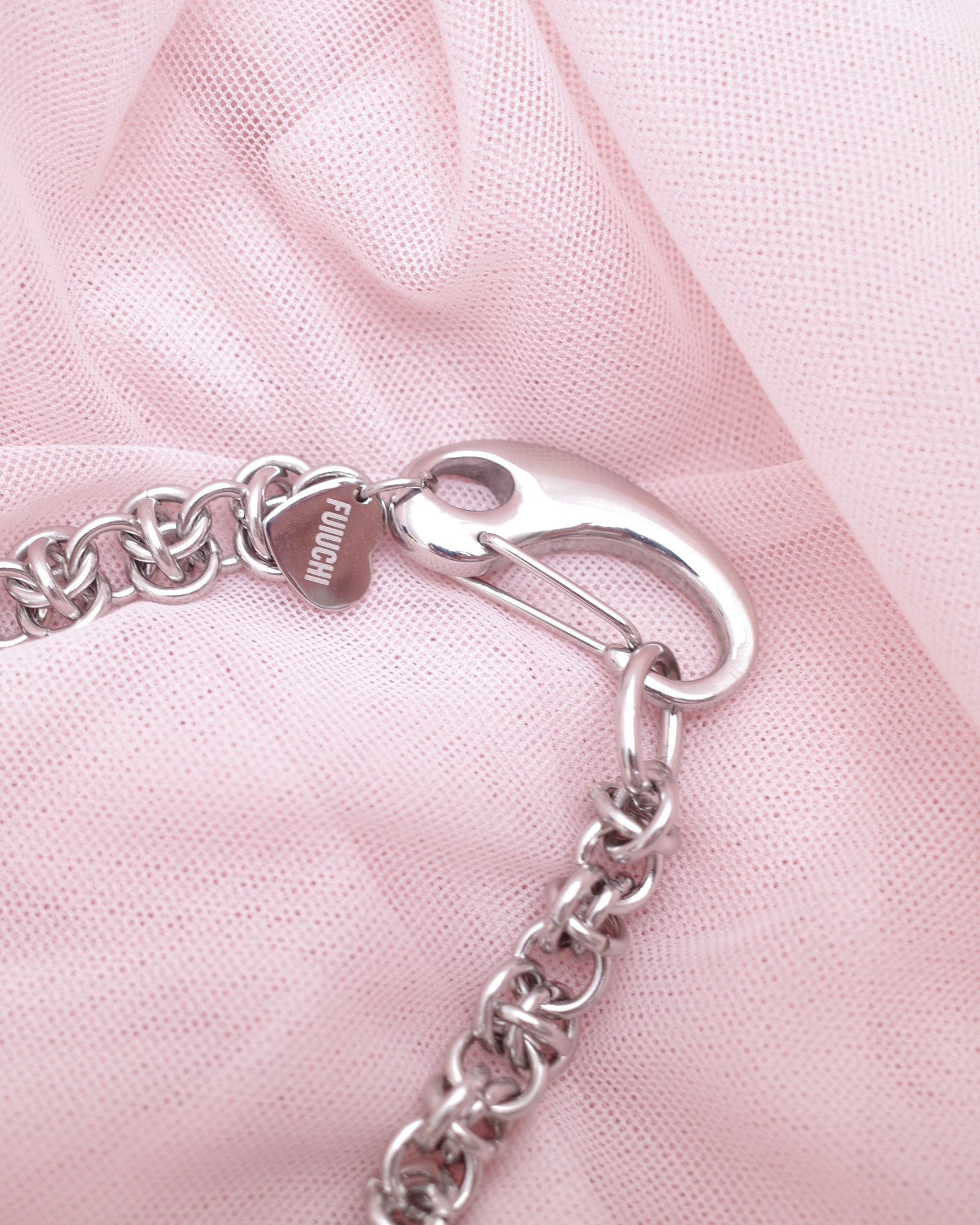 HEART CHAIN NECKLACE