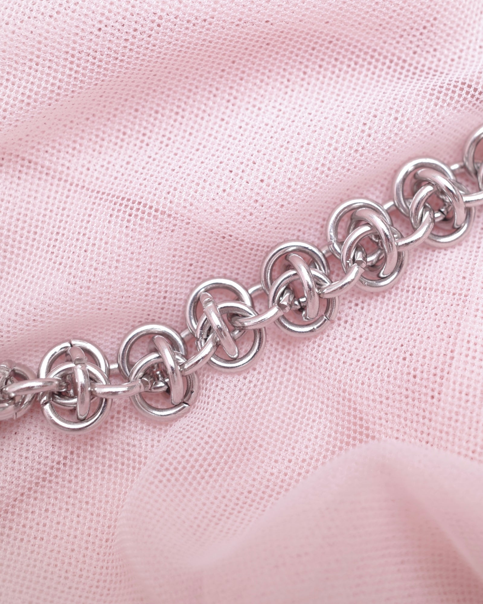 HEART CHAIN NECKLACE