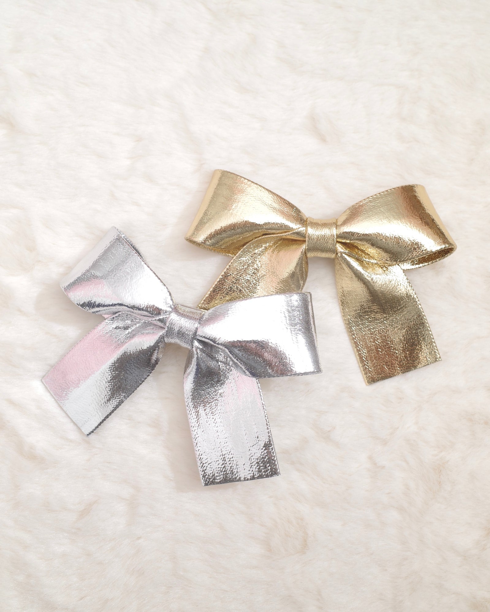 METALLIC RIBBON CLIP