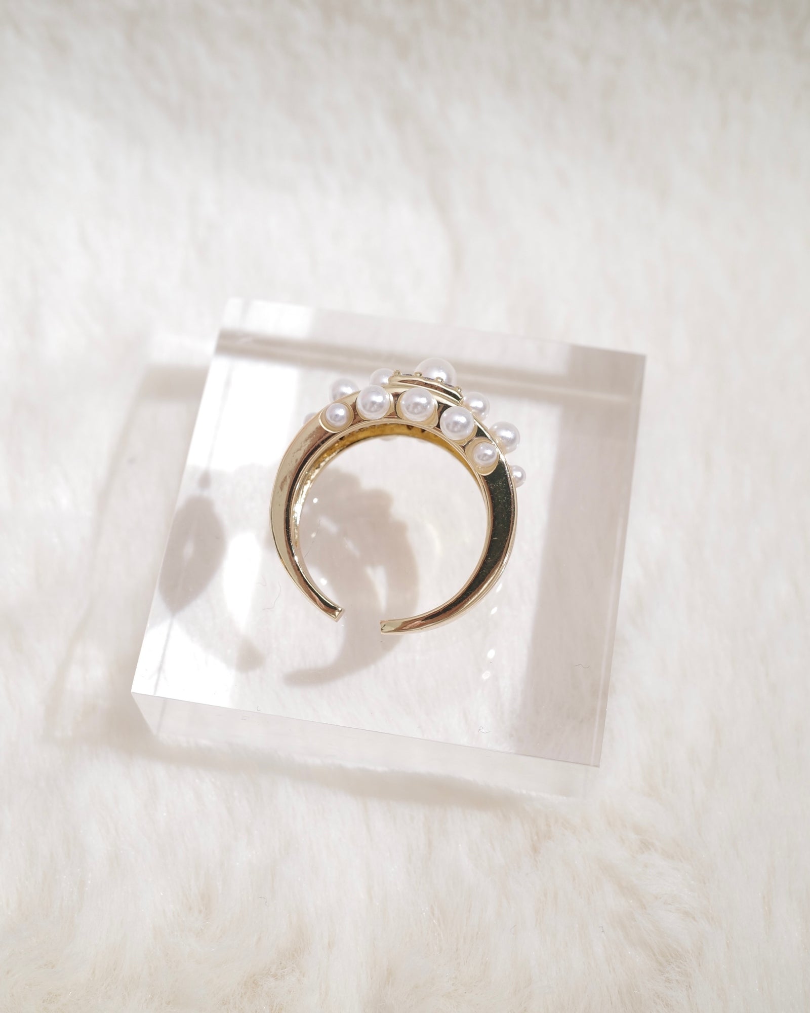 PEARL TIARA RING