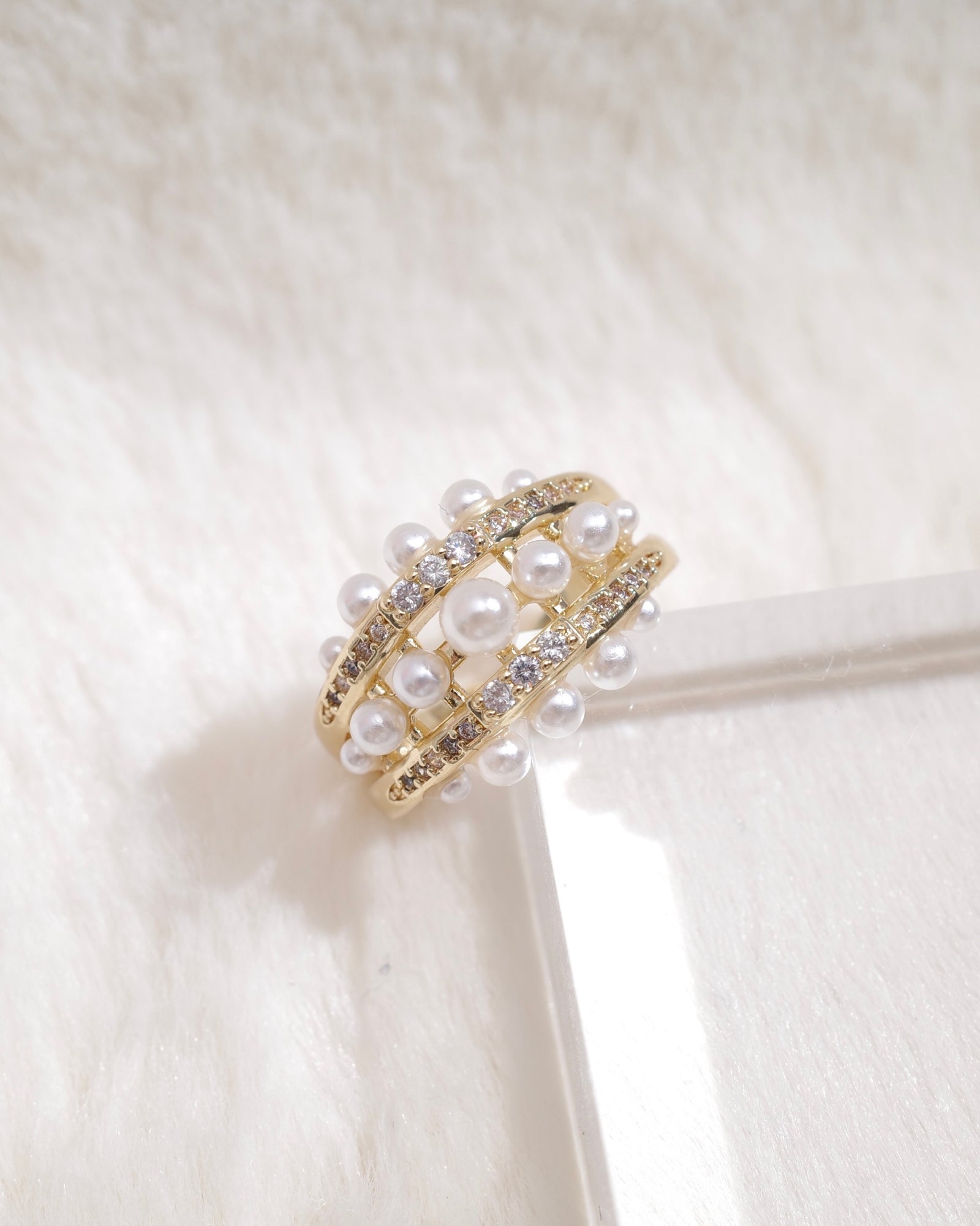 PEARL TIARA RING