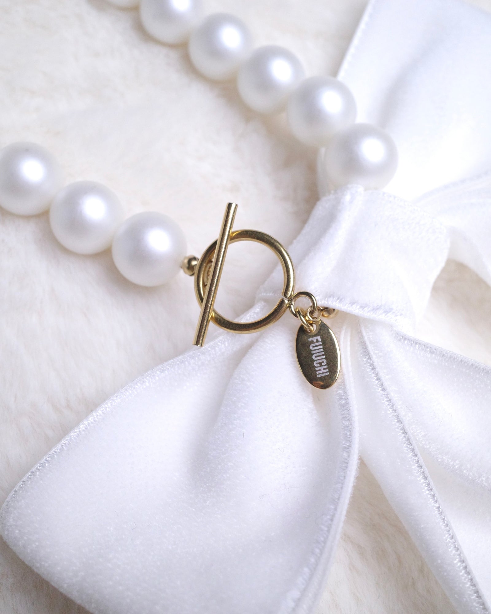 VELVET RIBBON TIE NECLACE